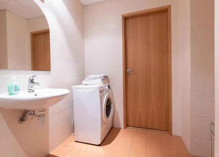 Center Joe * Tallinn